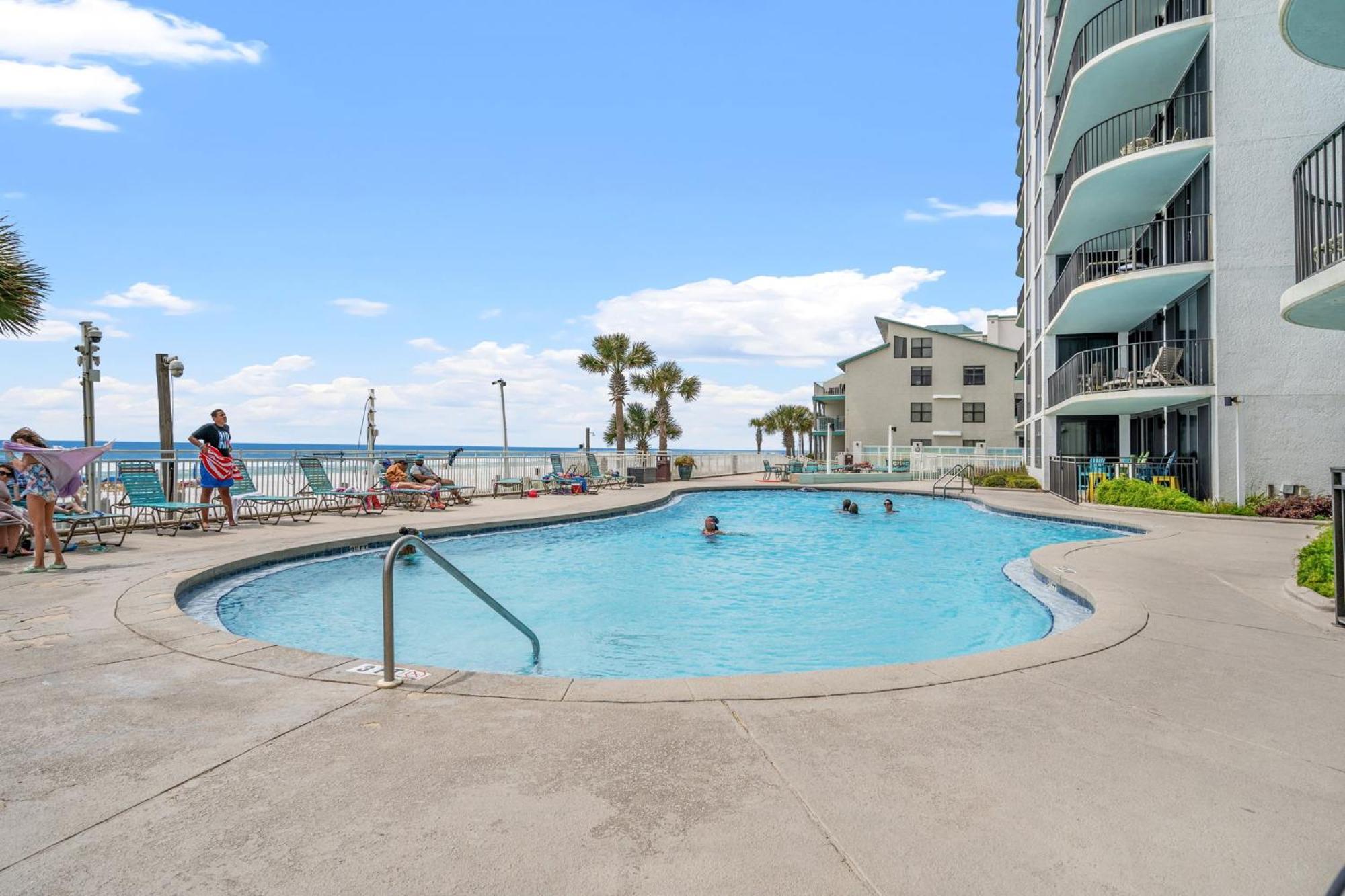 Stunning 2/2 Designer Condo W Coastal Appeal Right On The Gulf! Панама-Сіті-Біч Екстер'єр фото